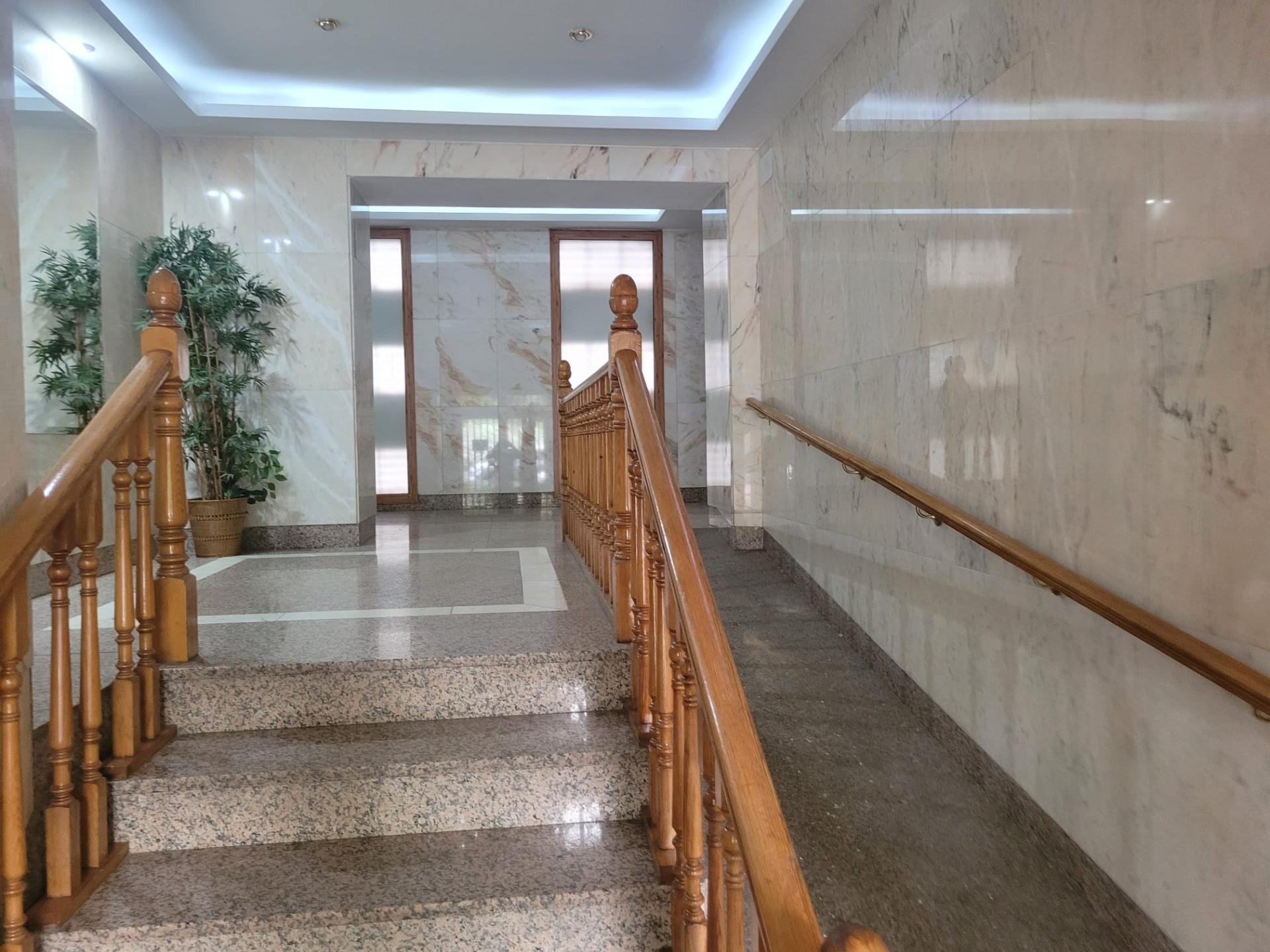 Piso en Venta con 4 habitaciones, 1 baño + aseo, trastero en Av. Virgen del Puerto junto a Madrid Rio