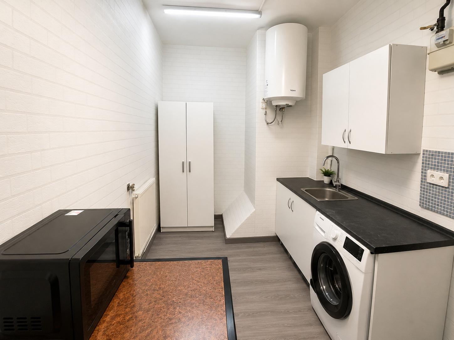 Venta Local en Aluche de 2 plantas de 134 m²
