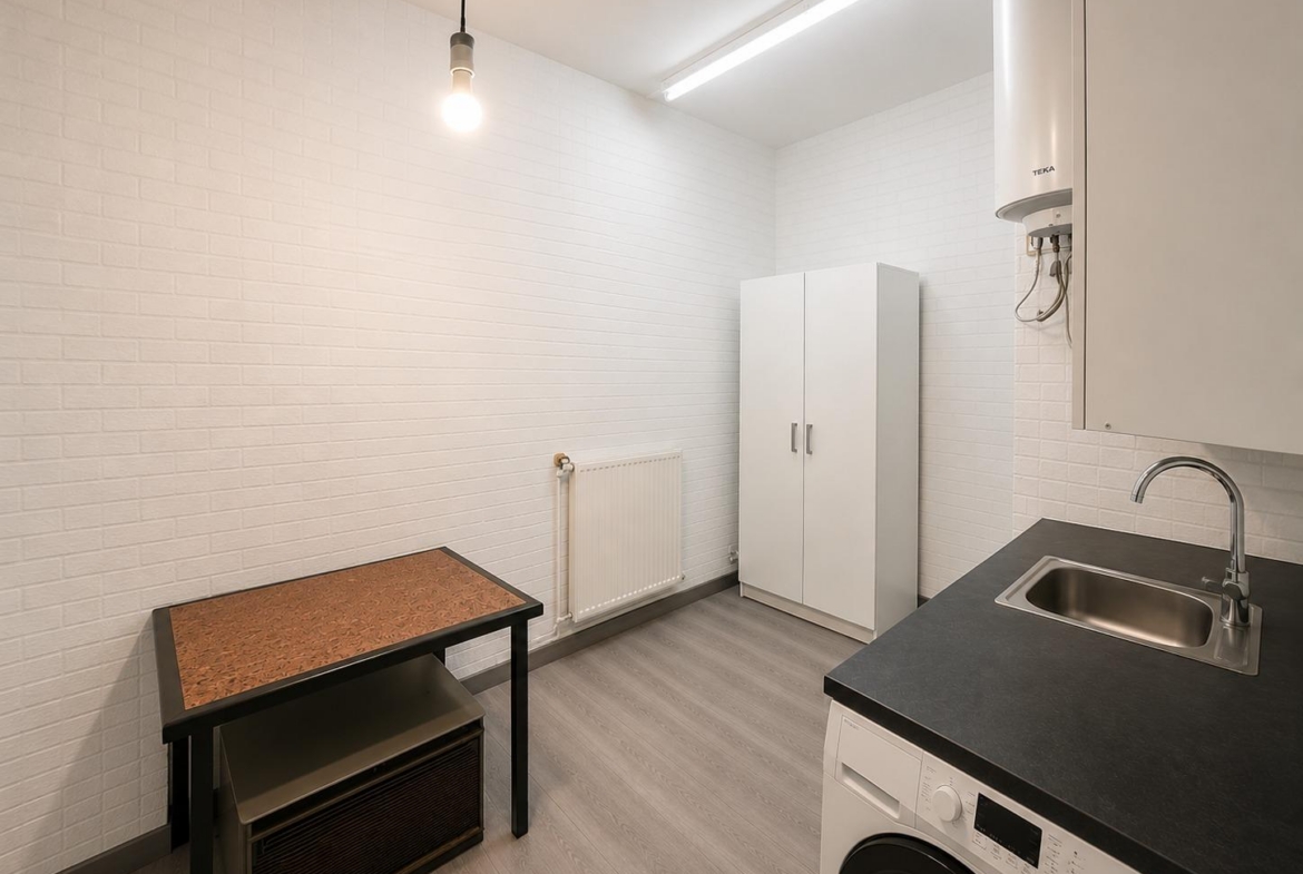 Venta Local en Aluche de 2 plantas de 134 m²