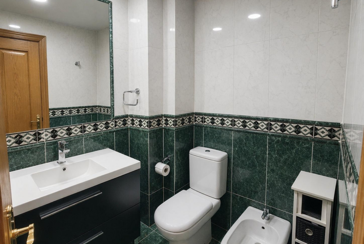 Venta Piso 4 hab., 2 baños y Garaje en Av. Poblados