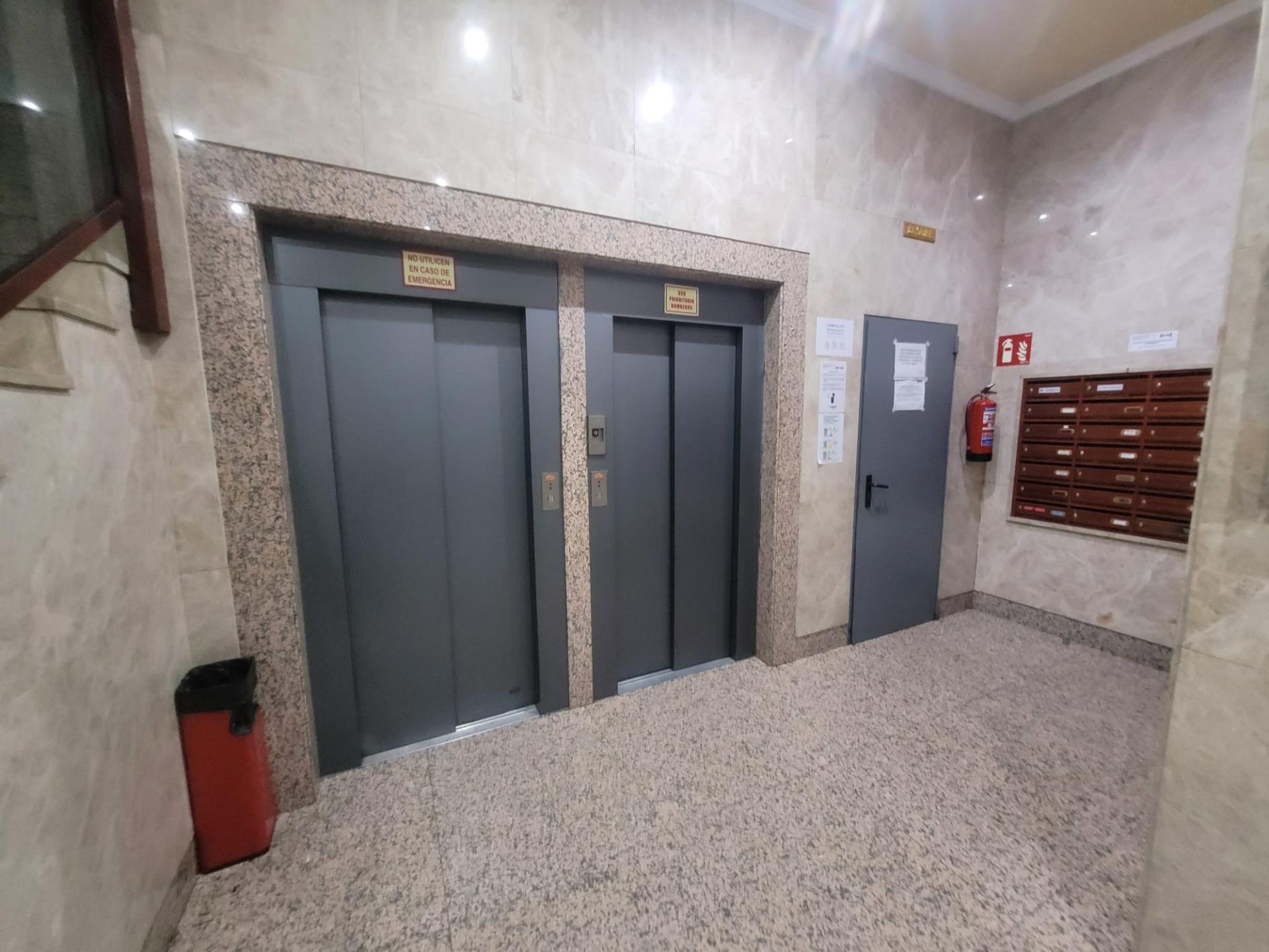 Venta Piso 4 hab., 2 baños y Garaje en Av. Poblados