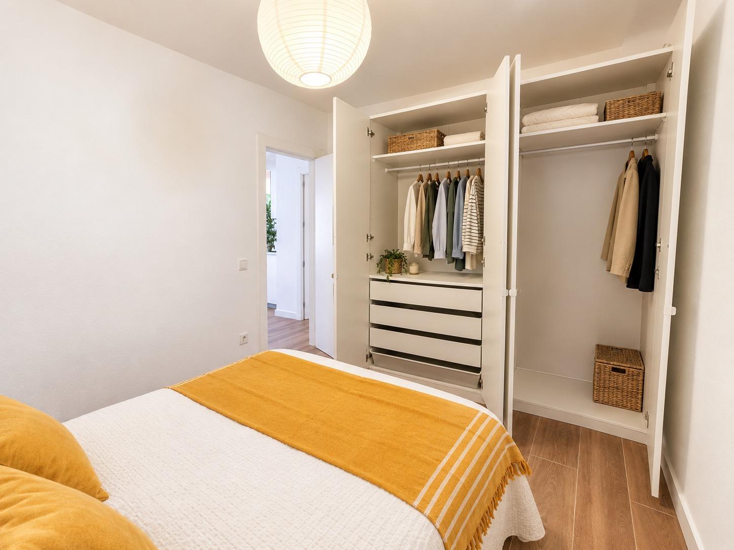 Piso en venta  en Madrid zona Vallecas reformado nuevo 2 habitaciones  baño y salon comedor
