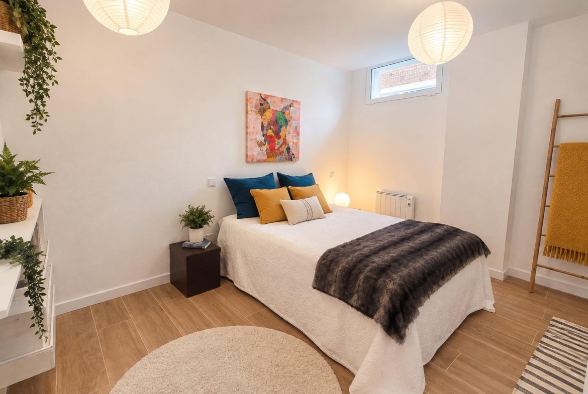 Piso en venta  en Madrid zona Vallecas reformado nuevo 2 habitaciones  baño y salon comedor