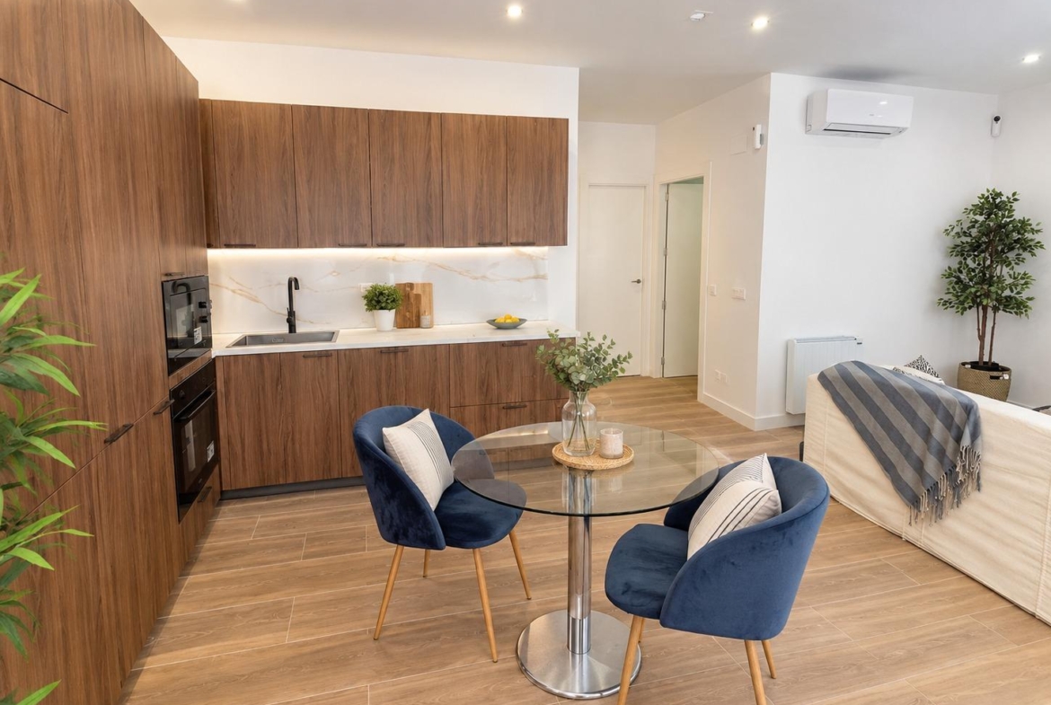 Piso en venta  en Madrid zona Vallecas reformado nuevo 2 habitaciones  baño y salon comedor