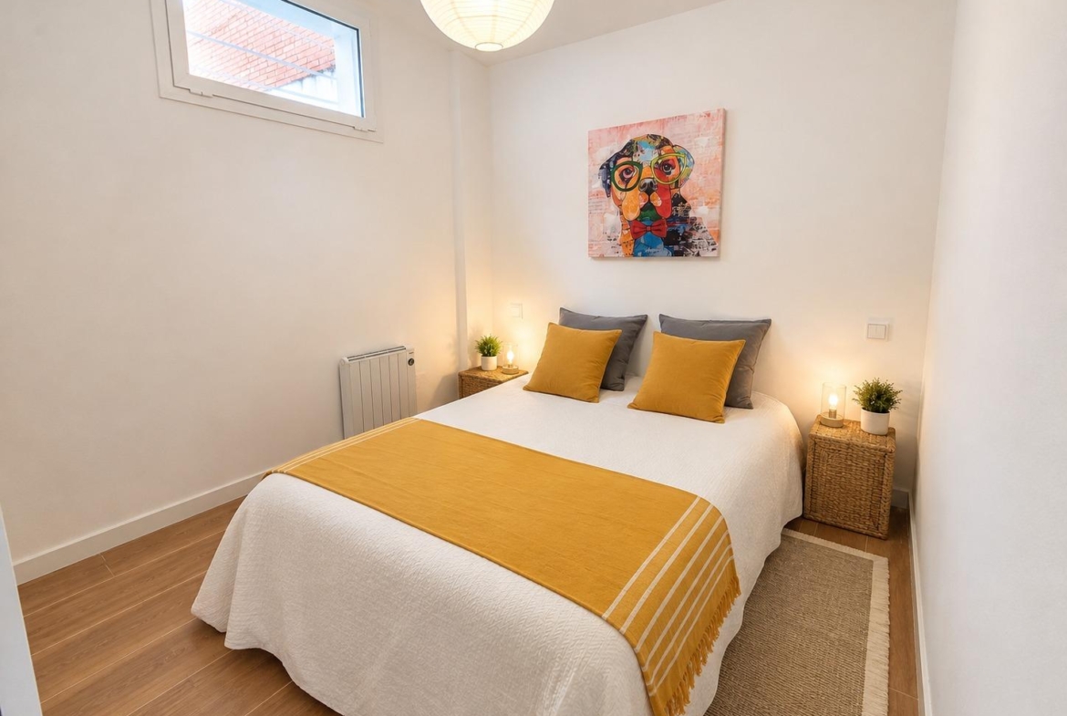 Piso en venta  en Madrid zona Vallecas reformado nuevo 2 habitaciones  baño y salon comedor