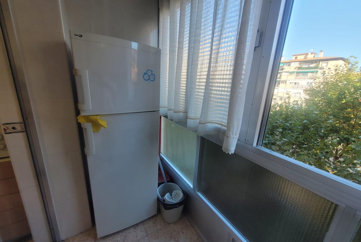 Alquiler de piso amueblado 2 dormitorios ,terraza, Madrid zona Aluche