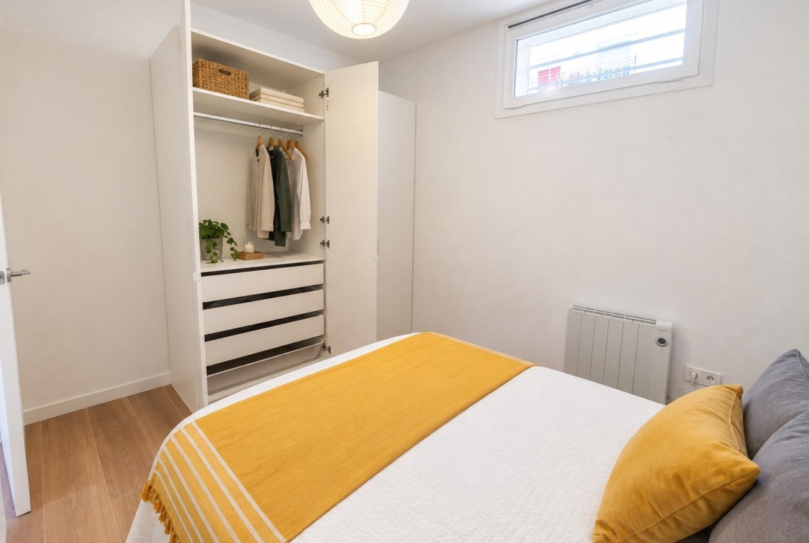 Piso en venta  en Madrid zona Vallecas reformado nuevo 2 habitaciones  baño y salon comedor