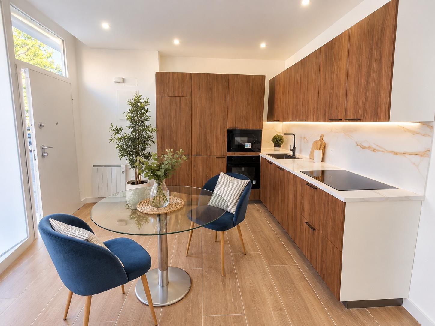 Piso en venta  en Madrid zona Vallecas reformado nuevo 2 habitaciones  baño y salon comedor