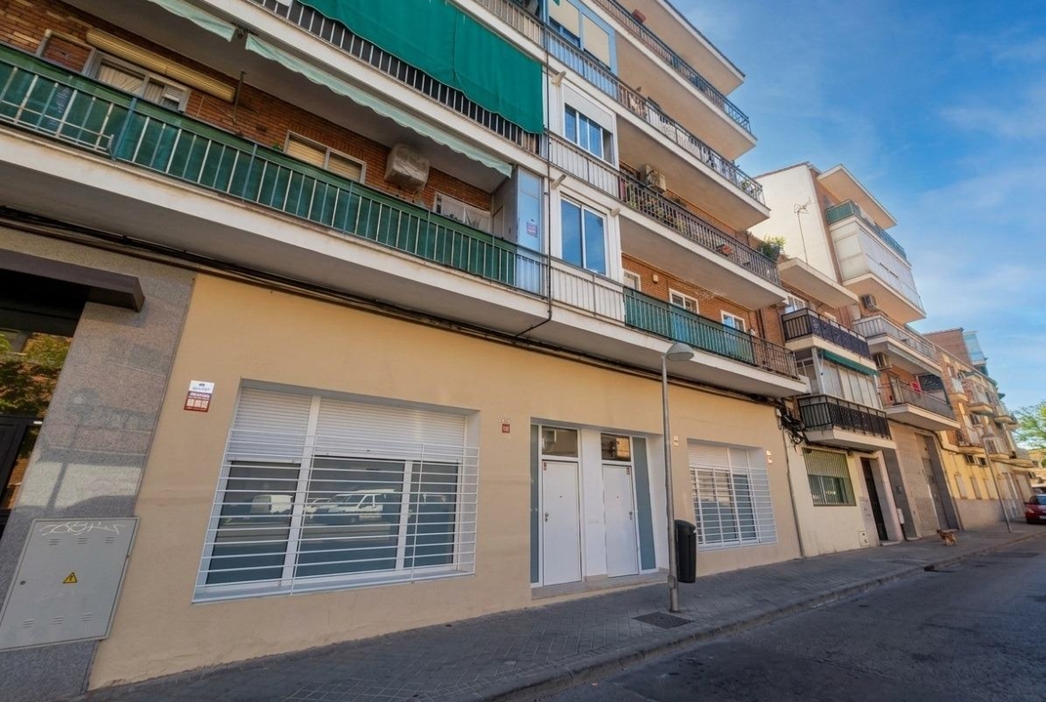 Piso en venta  en Madrid zona Vallecas reformado nuevo 2 habitaciones  baño y salon comedor