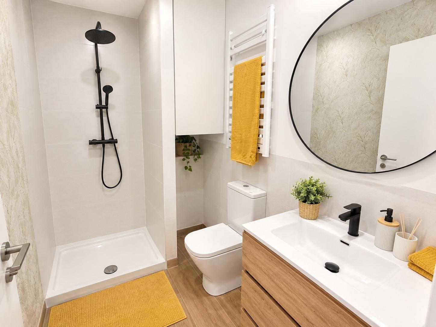 Piso en venta  en Madrid zona Vallecas reformado nuevo 2 habitaciones  baño y salon comedor
